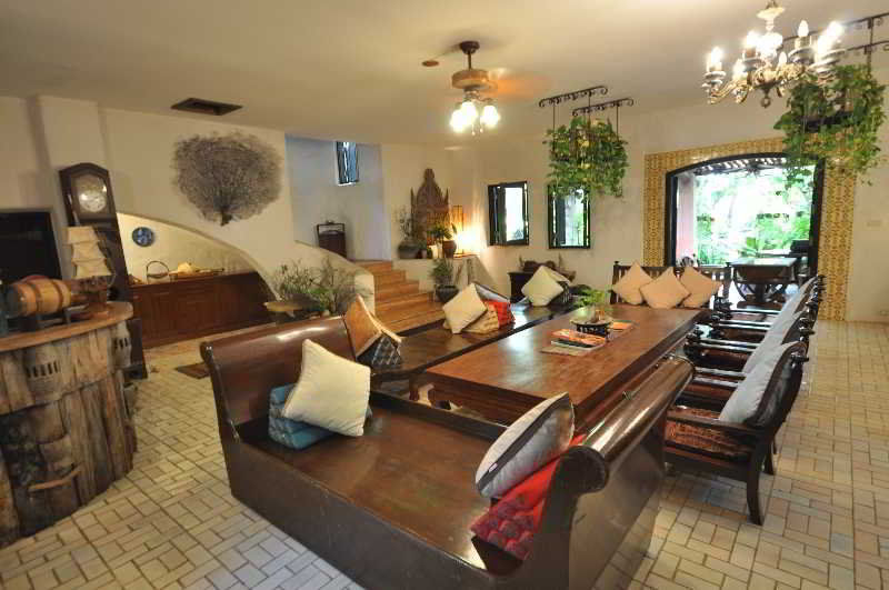 Momchailai Pattaya Retreat Exterior photo