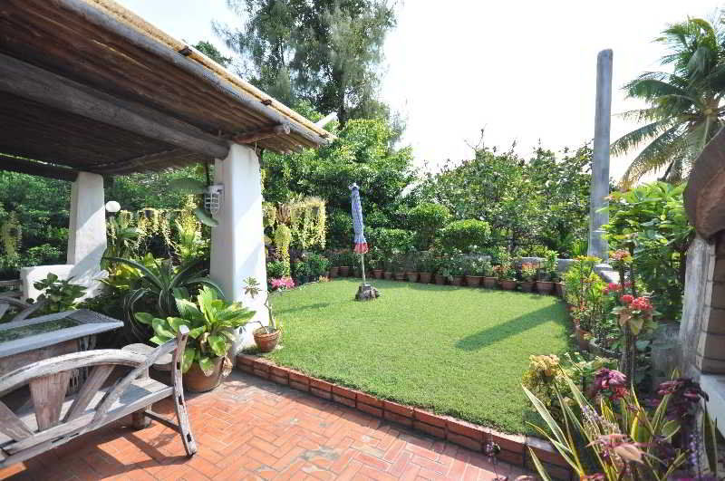 Momchailai Pattaya Retreat Exterior photo